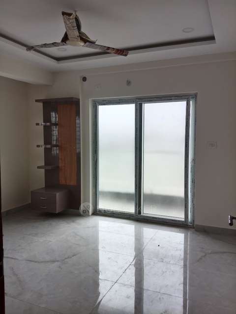 3 BHK Flat In Sapphire Heights  for Rent  In K R Puram