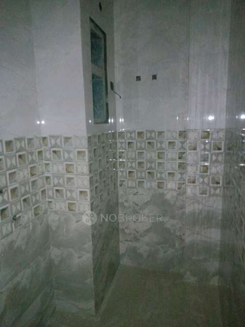 2 BHK Flat For Sale  In Mahavir Enclave