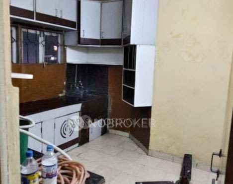 2 BHK Flat In Devki Chambers, Ramgopalpet for Rent  In Ramgopalpet