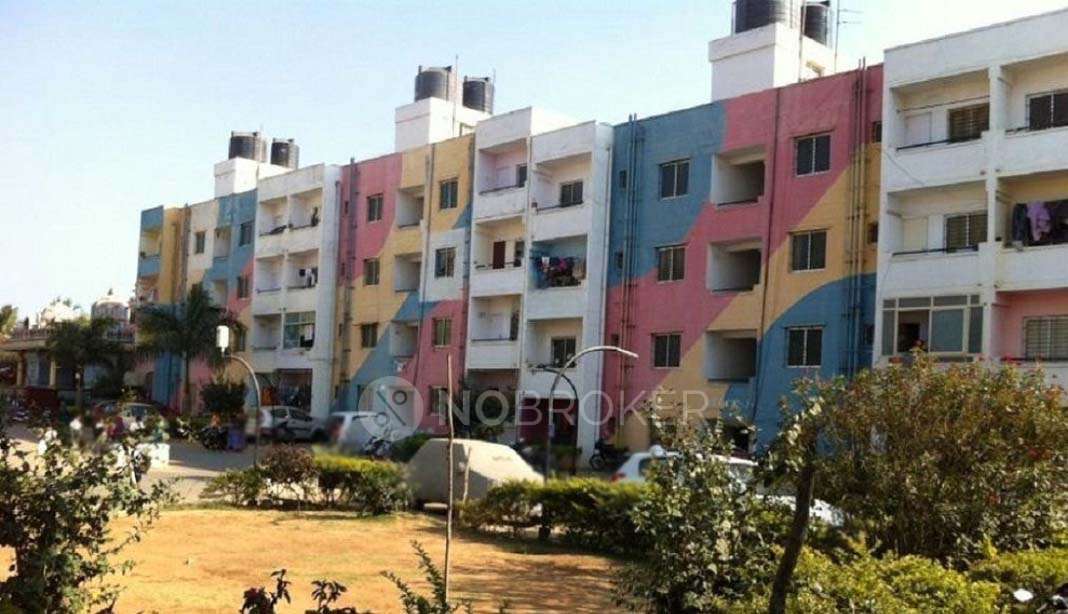 Single Room for  In 3 BHK  In Ittina  Apartment In Thanisandra 