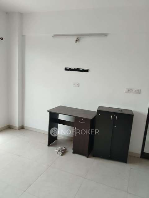 2 BHK Flat In Pramuk Aqua Heights For Sale  In  Electronic City 