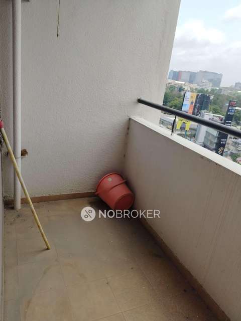 2 BHK Flat In Pramuk Aqua Heights For Sale  In  Electronic City 