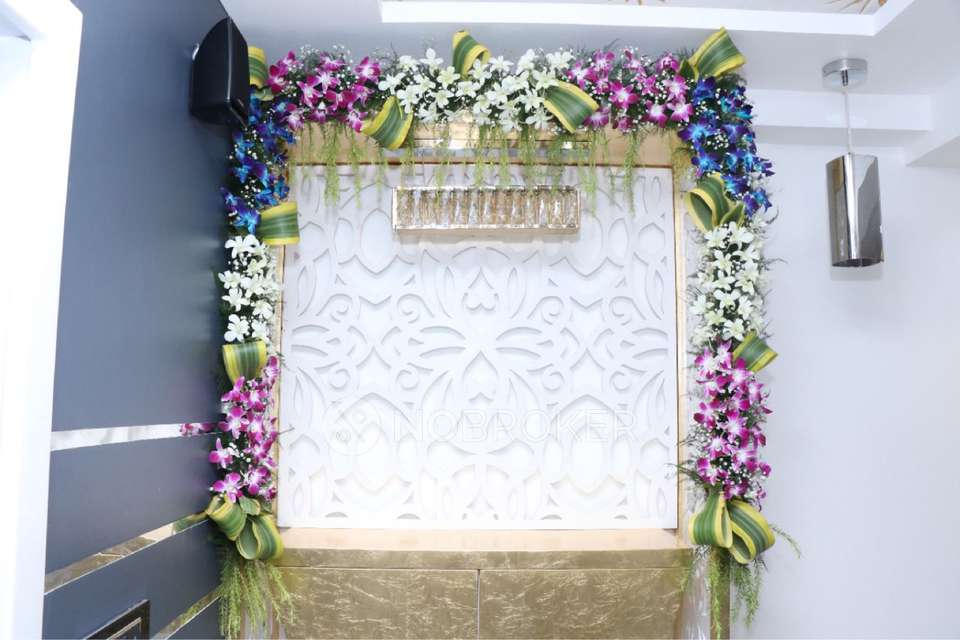 2 BHK Flat In Panom Park For Sale  In Vile Parle East