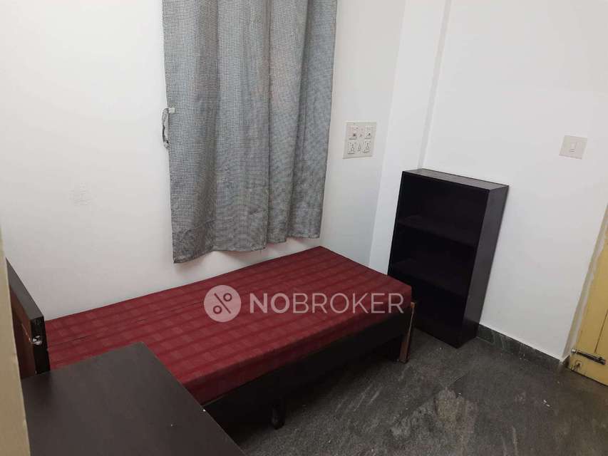 PG for Boys in Cl Layout Rd