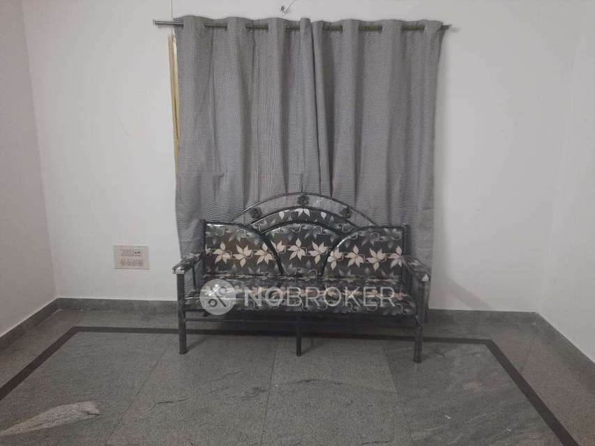 PG for Boys in Cl Layout Rd