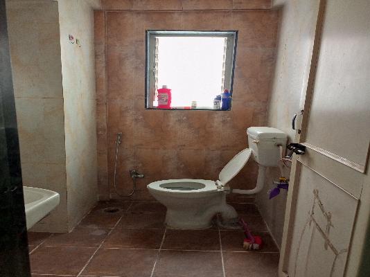 2 BHK Flat In Kumar Omkar Shri Building For Sale  In Ambegaon Budruk