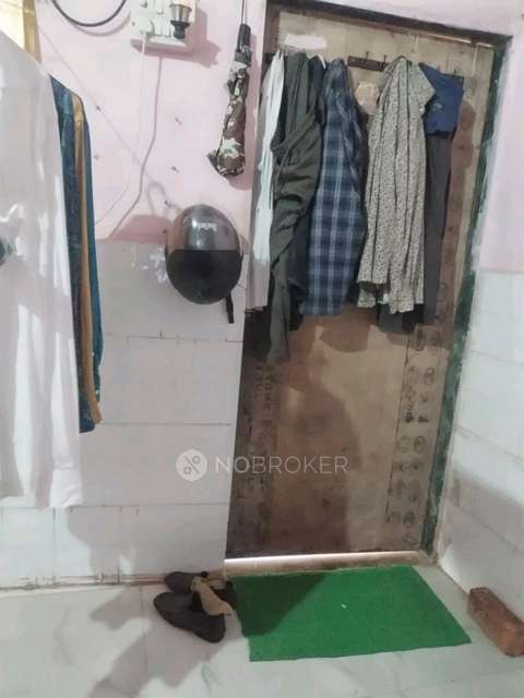 1 RK House For Sale  In Malad West