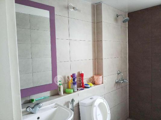 2 BHK Flat In Prestige Tranquility For Sale  In Bommenahalli Village