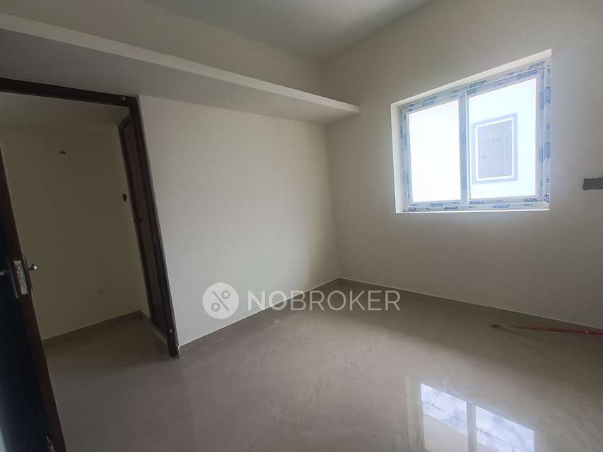 2 BHK Flat In Naveenjothi For Sale  In Thoraipakkam