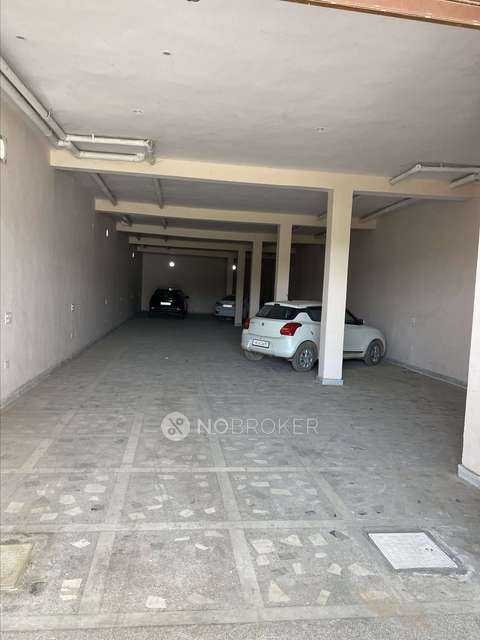 Godown/Warehouse in Sector 98, Gurgaon for Rent 