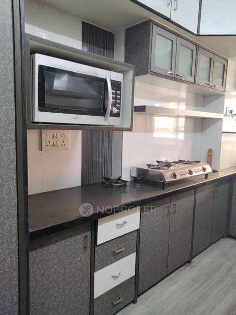 2 BHK Flat In Shree Ganesh Nagar Chs For Sale  In Parel
