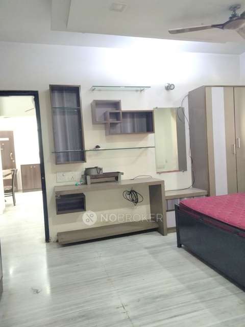 2 BHK Flat In Shree Ganesh Nagar Chs For Sale  In Parel