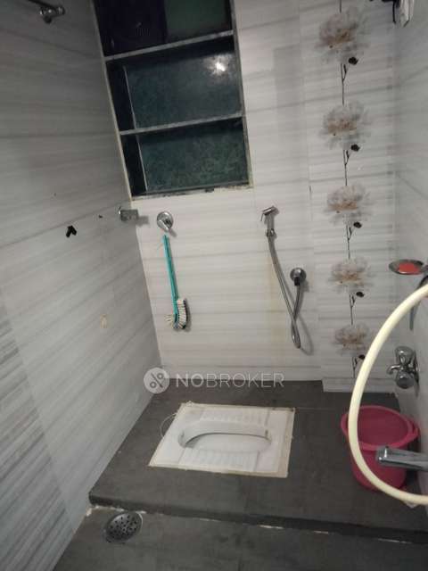 2 BHK Flat In Shree Ganesh Nagar Chs For Sale  In Parel