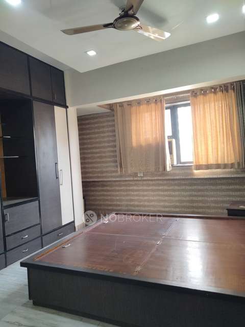 2 BHK Flat In Shree Ganesh Nagar Chs For Sale  In Parel