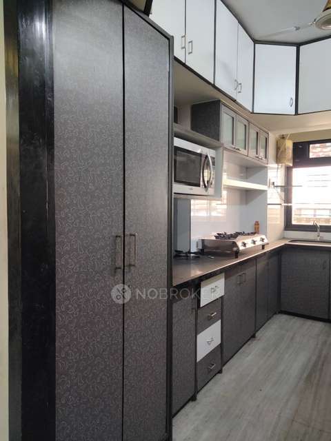 2 BHK Flat In Shree Ganesh Nagar Chs For Sale  In Parel