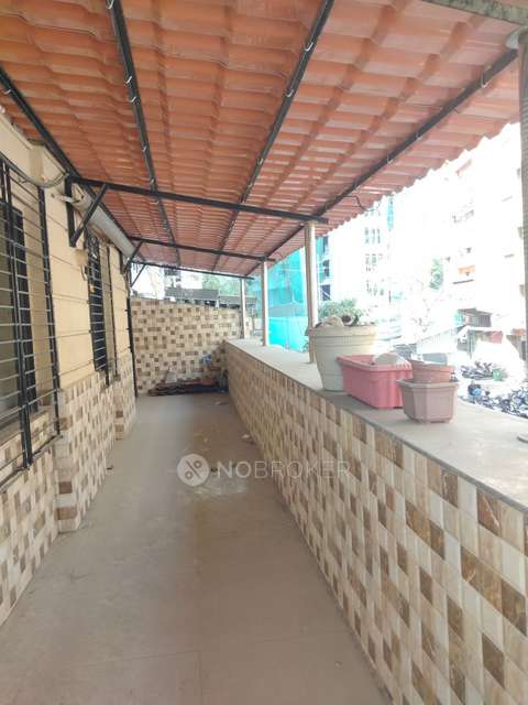 2 BHK Flat In Shree Ganesh Nagar Chs For Sale  In Parel