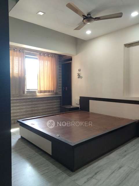 2 BHK Flat In Shree Ganesh Nagar Chs For Sale  In Parel