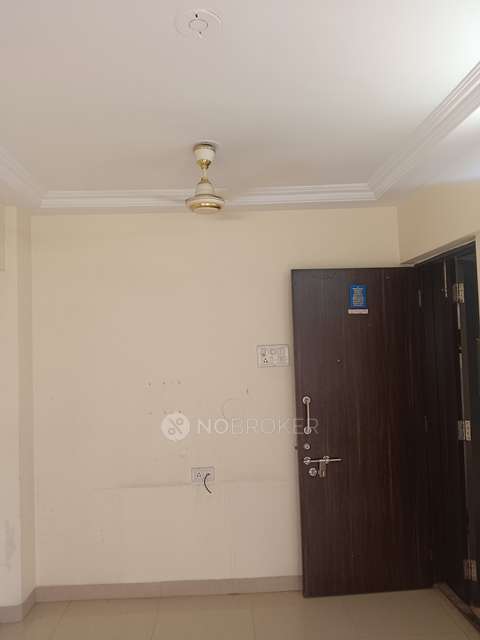 2 BHK Flat In Aditya Borivali Nandkuvar Chs Ltd For Sale  In Borivali West