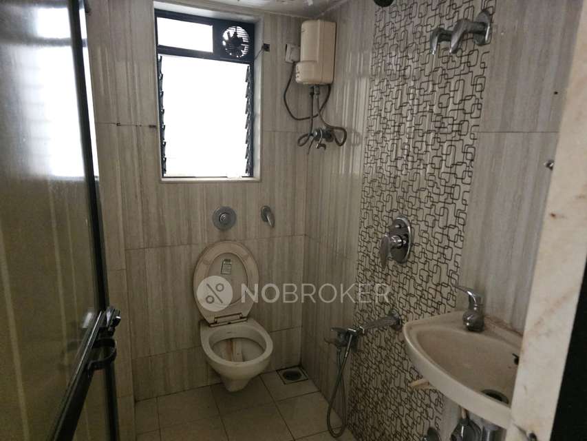 2 BHK Flat In Aditya Borivali Nandkuvar Chs Ltd For Sale  In Borivali West