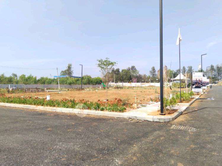 Plot For Sale  In Erayaa Golden City In Jigani Road