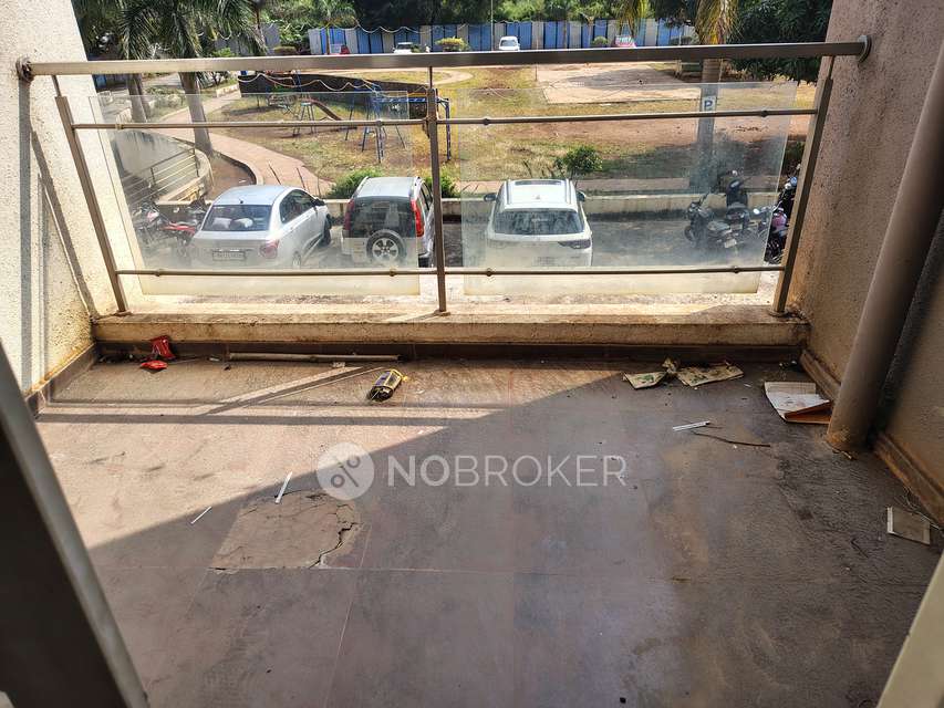 2 BHK Flat In Cd Developers Premia For Sale  In Narhe