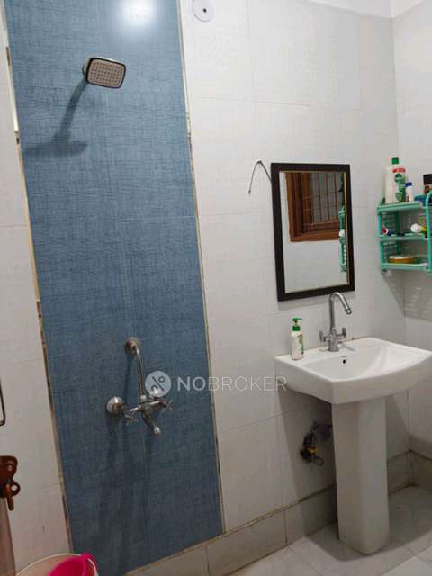 2 BHK Flat In Gyandeep Appartment For Sale  In G5cc+ff8, Teacher Colony, Mehrauli, New Delhi, Delhi 110030, India