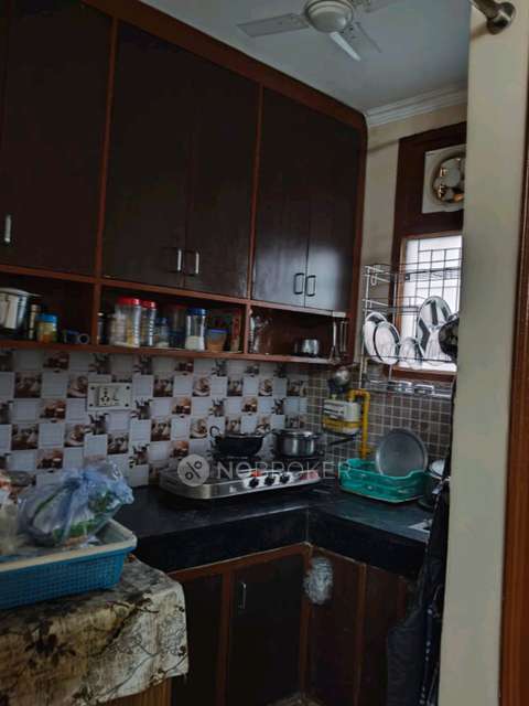 2 BHK Flat In Gyandeep Appartment For Sale  In G5cc+ff8, Teacher Colony, Mehrauli, New Delhi, Delhi 110030, India