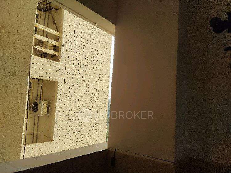 Single Room for Female In 3 BHK  In Kolte Patil Life Republic In Hinjawadi