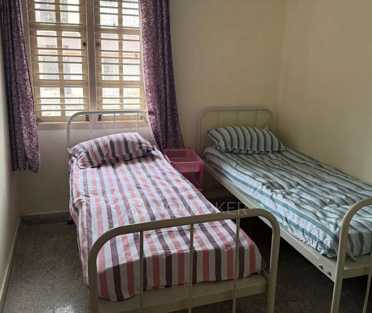 PG for Girls in Kalkere