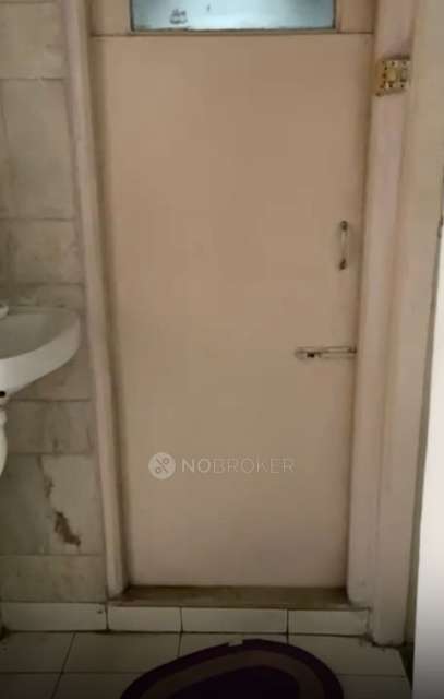 2 BHK Flat In Kedi Co-operative Housing Society For Sale  In Nagpada