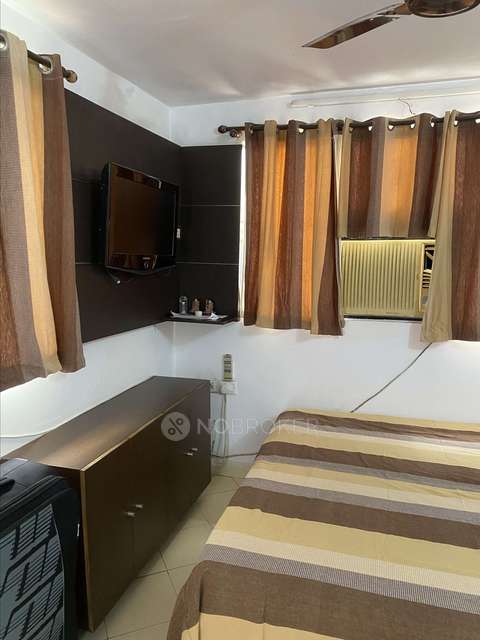 1 RK Flat In Rwa Dda Flats L Block, Saket for Rent  In Saket