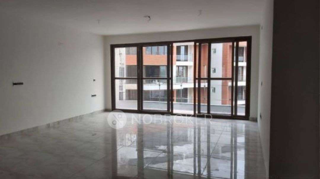 4 BHK Flat In Inner Meadow In The Sun For Sale  In Varthur