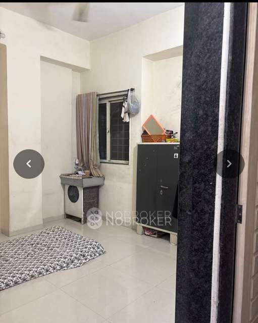 Single Room for Female In 1 BHK  In Kale Complex In Hadapsar