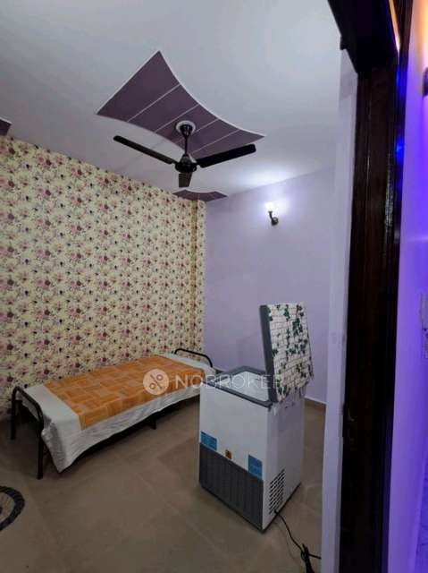 2 BHK Flat In Builder Floor for Rent  In Uttam Nagar