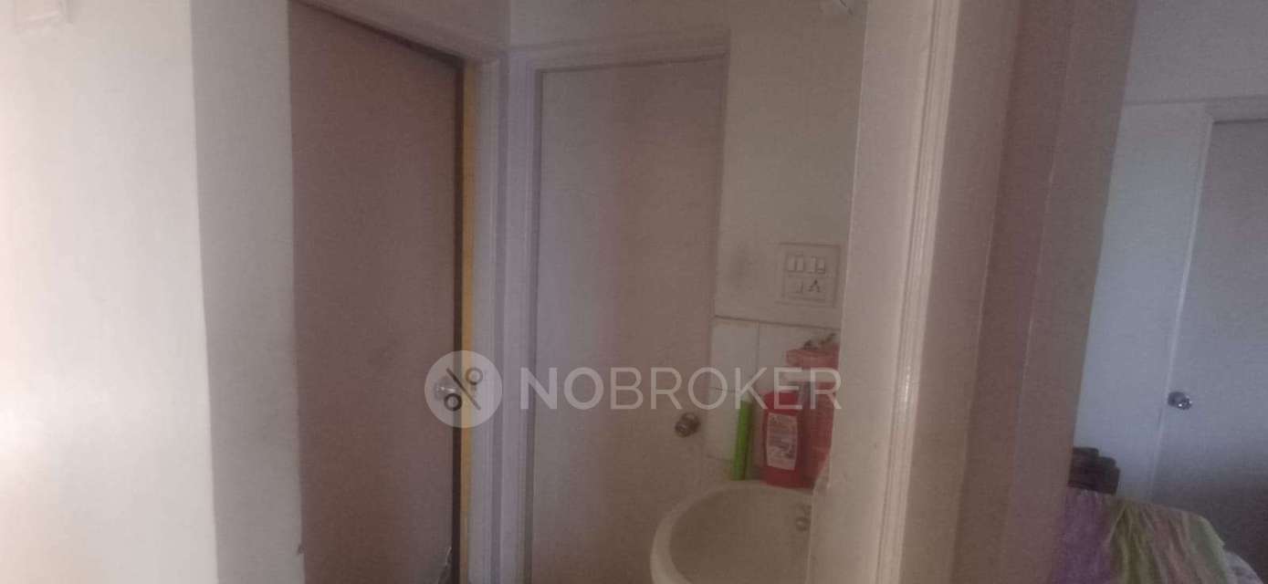 2 BHK Flat In Dreams Elegance For Sale  In Hadapsar