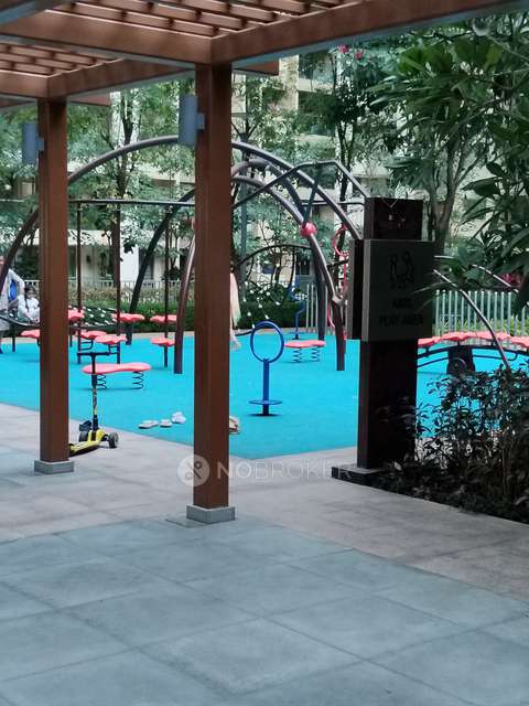 2 BHK Flat In Vasant Oasis For Sale  In Andheri East