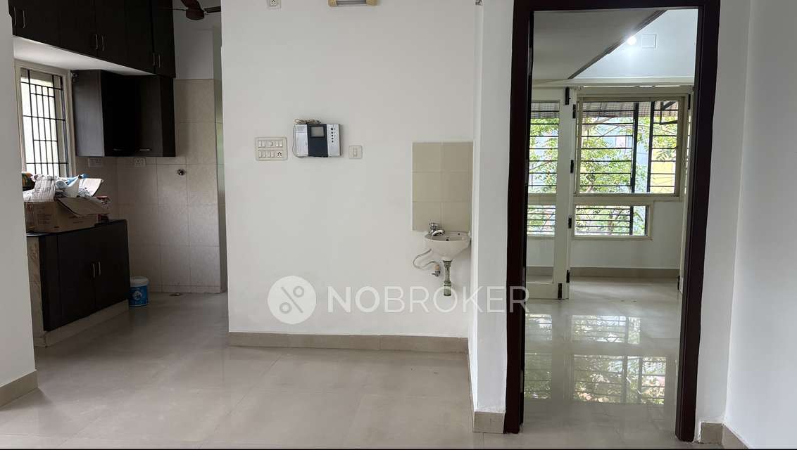 2 BHK Flat For Sale  In Velachery