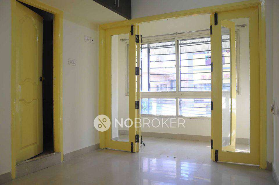 2 BHK Flat For Sale  In Velachery