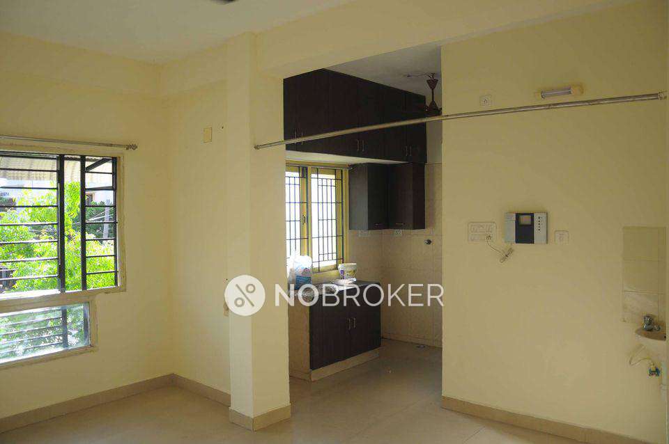 2 BHK Flat For Sale  In Velachery