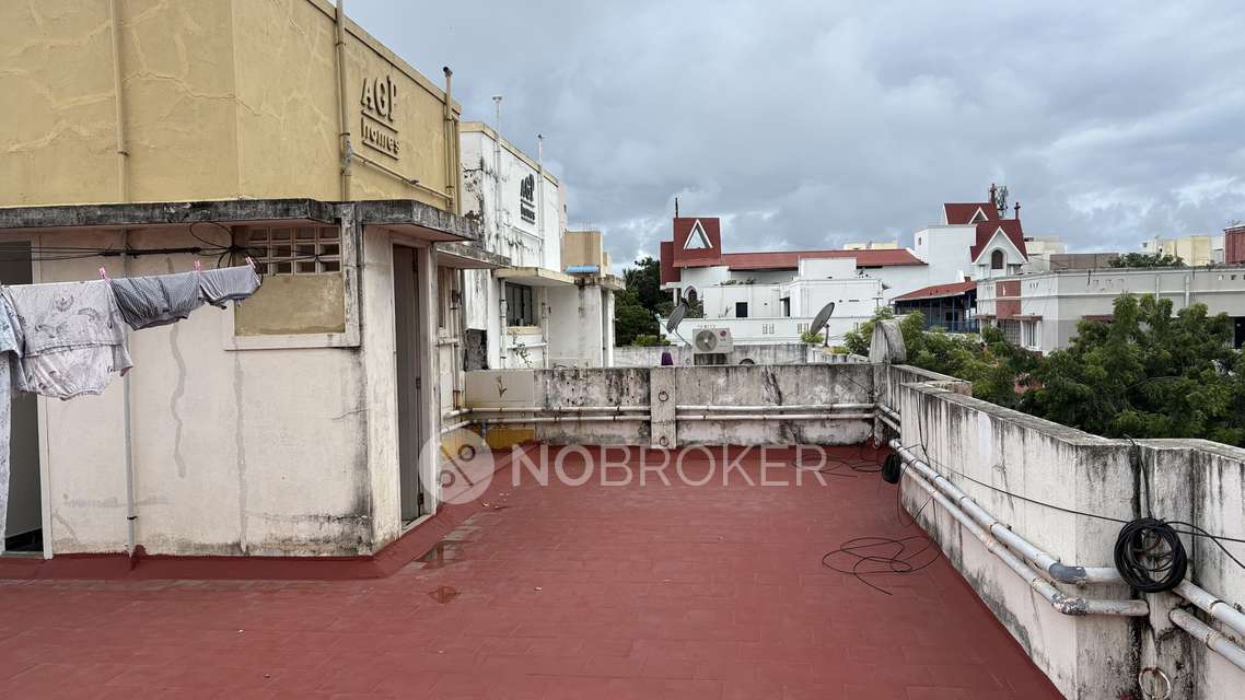 2 BHK Flat For Sale  In Velachery