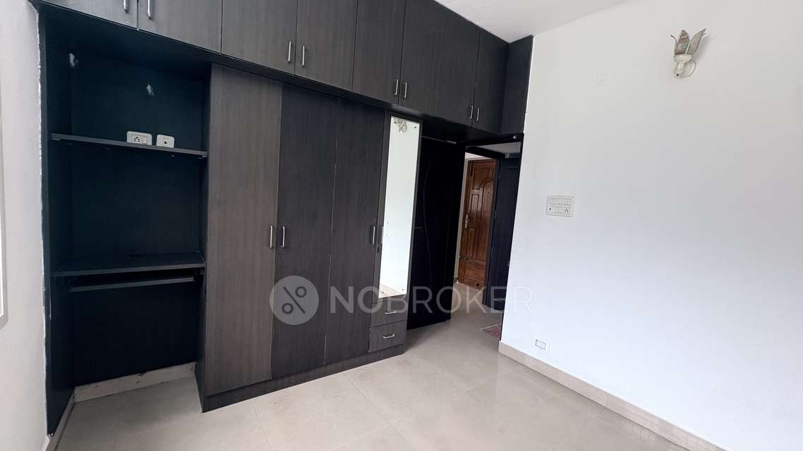 2 BHK Flat For Sale  In Velachery