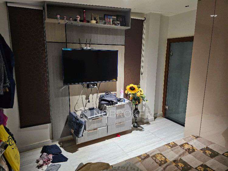 3 BHK Flat In Sai Society For Sale  In Tilak Nagar