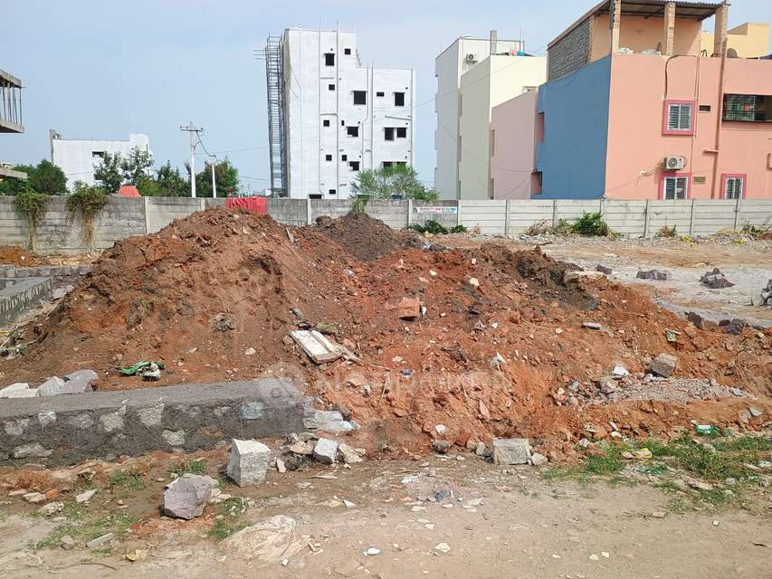 Plot For Sale  In Attapur