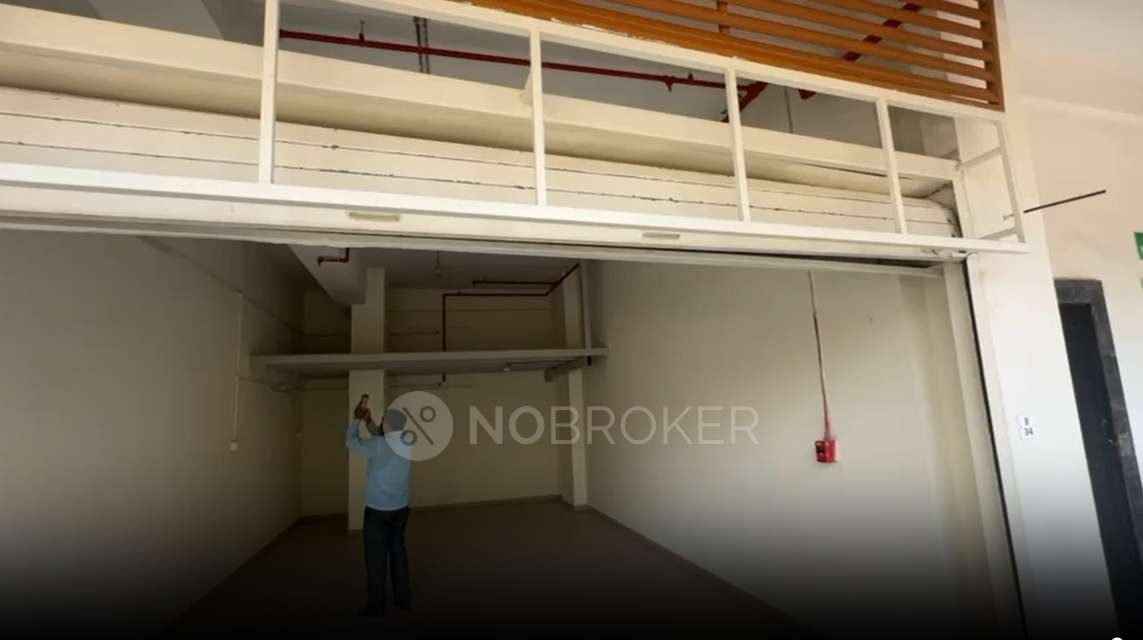 Shop in Bhuleshwar, Mumbai for sale 