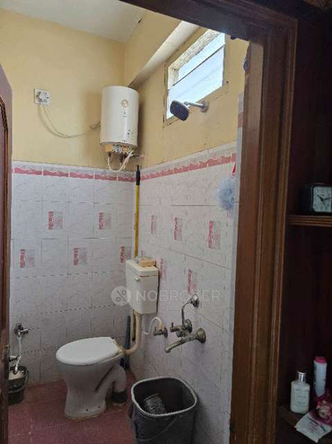 2 BHK Flat In Golden Enclave  For Sale  In Mehdipatnam