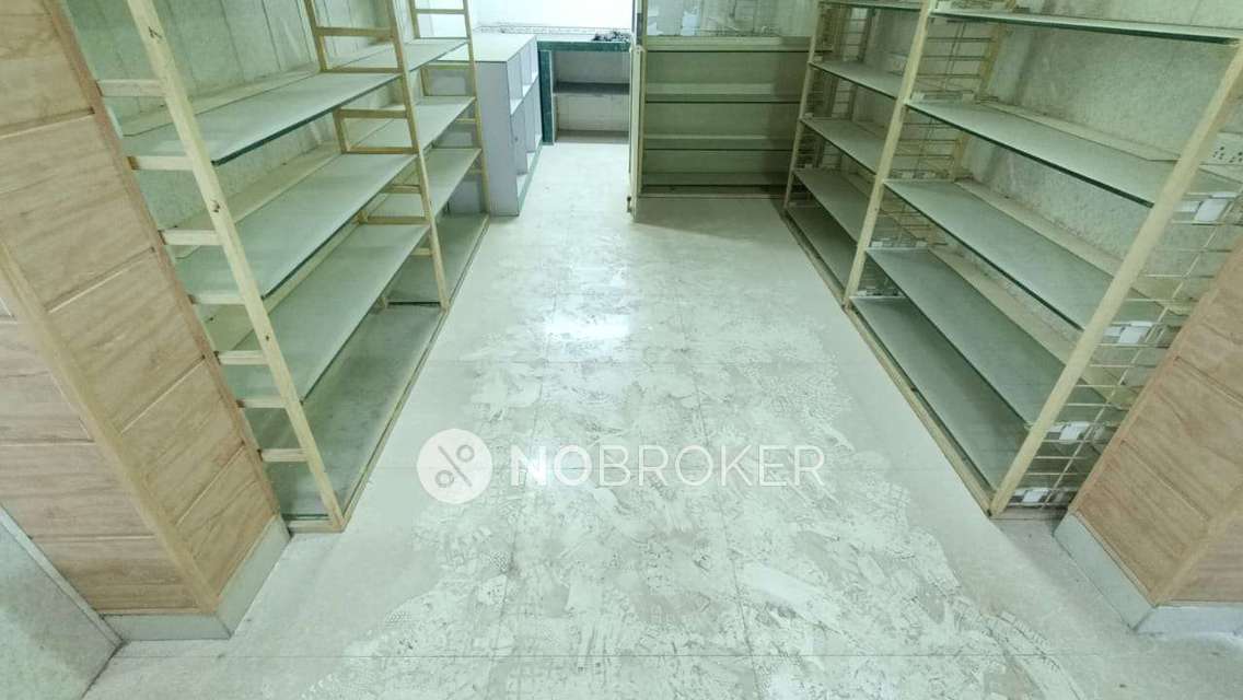 Shop in Roshan Petrol Pump, Mumbai for Rent 