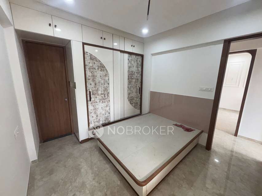 1 BHK Flat In Nexus Emerald for Rent  In Moshi