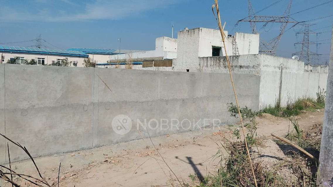 Godown/Warehouse in Dasna, Ghaziabad for Rent 