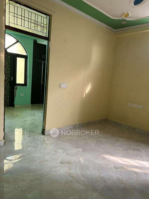 1 BHK Flat In Shukla Sadan For Sale  In Mahipalpur