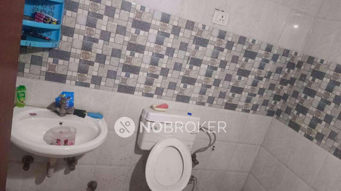 2 BHK Flat For Sale  In Dayalbagh Extention